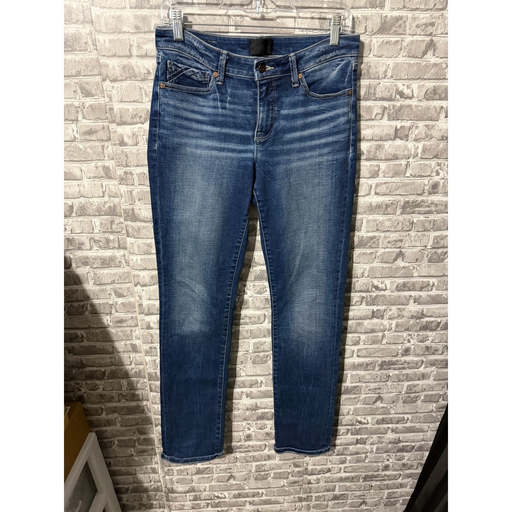 Buckle Black Fit No 53 Straight Leg Jeans Medium Wash Blue Denim 28x32 Women